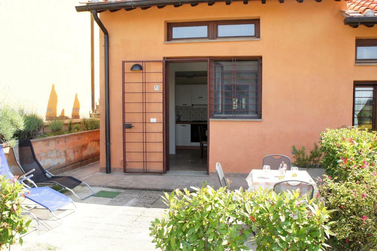 Villa Borgo La Fungaia 甘巴西 外观 照片