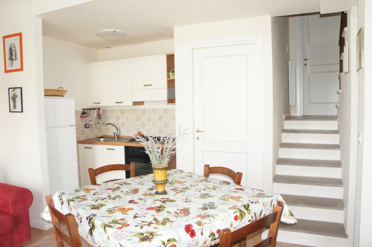 Villa Borgo La Fungaia 甘巴西 外观 照片